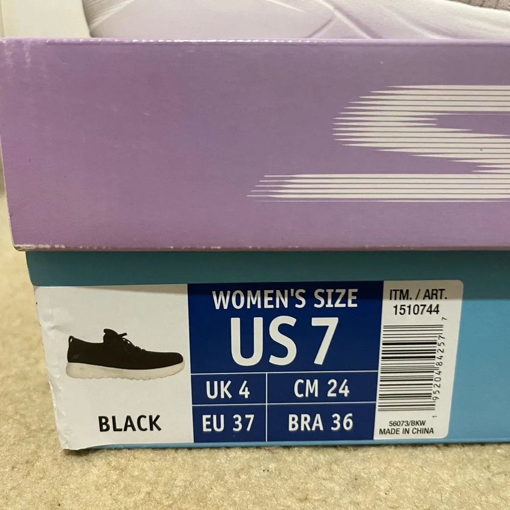 Sketcher Performance Shoes - Picture 4 of 6